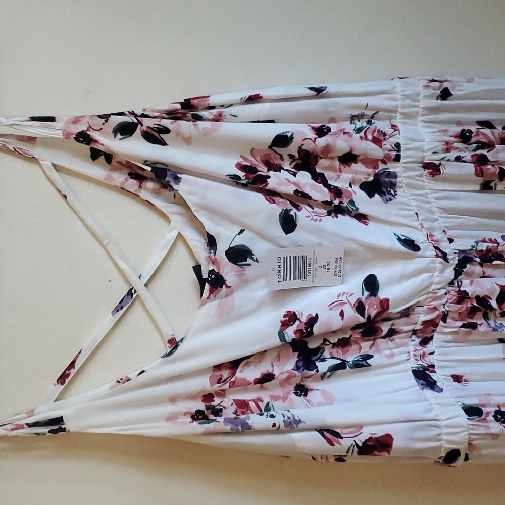 Plus size Torrid floral maxi dress size 18-20 super soft